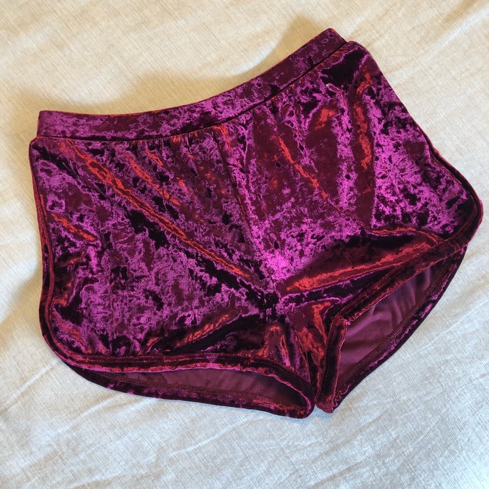 Velvet shorts